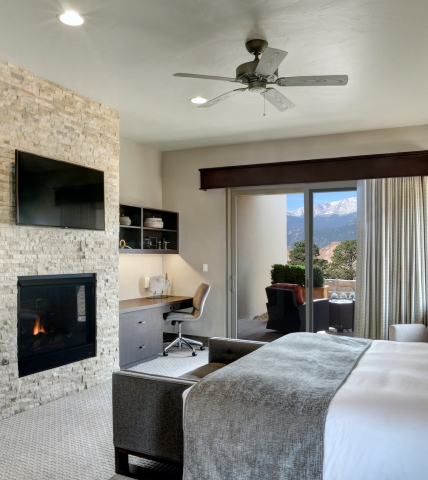 Cottage King bedroom at Garden of the Gods Resort